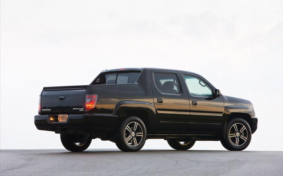  Honda Ridgeline Sport 2012 года  (фото 18 из 87)